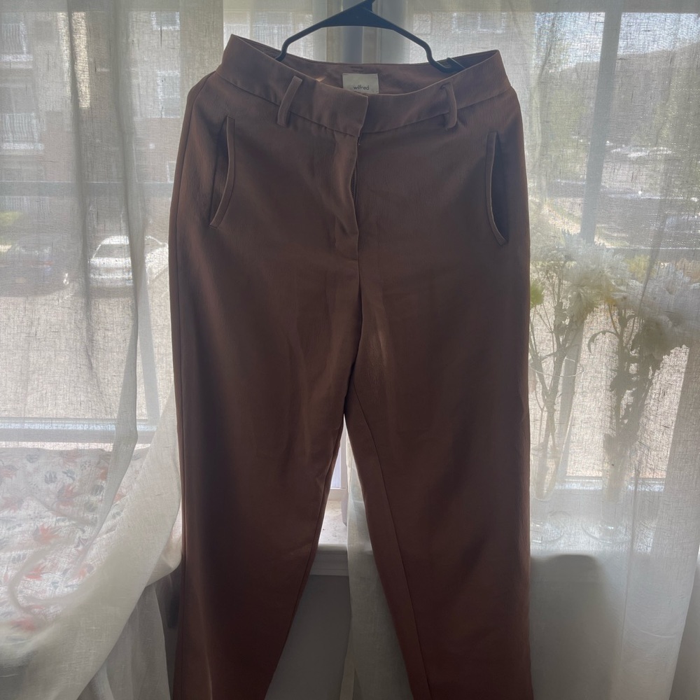 Aritzia Wilfred Cropped Trouser Pant